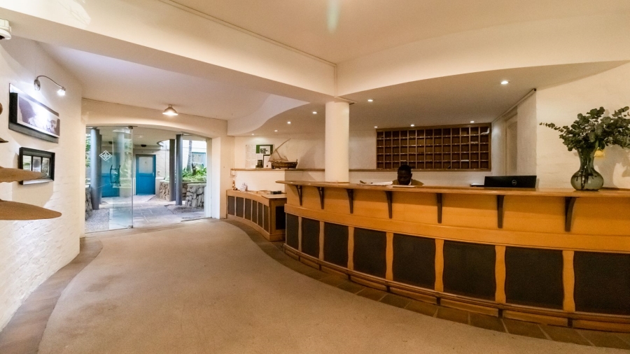 1 Bedroom Property for Sale in Hout Bay Beachfront Western Cape